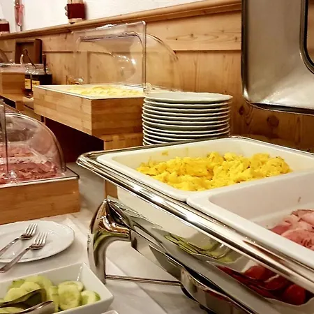Hotel Scherer 3*
